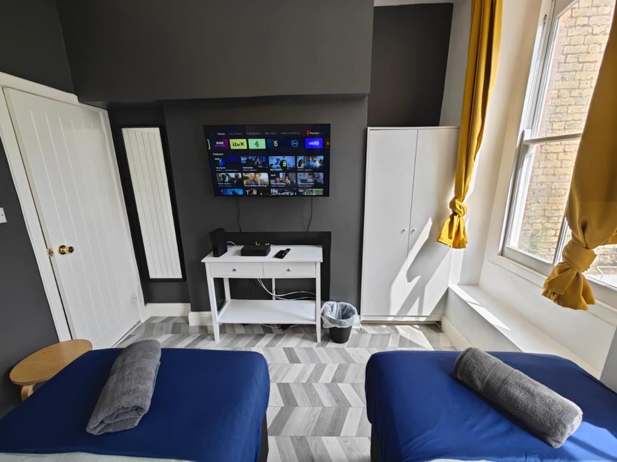 2 Bedroom 2 Bathroom Apartment In Old St - Shoreditch - Zone 1 London Kültér fotó