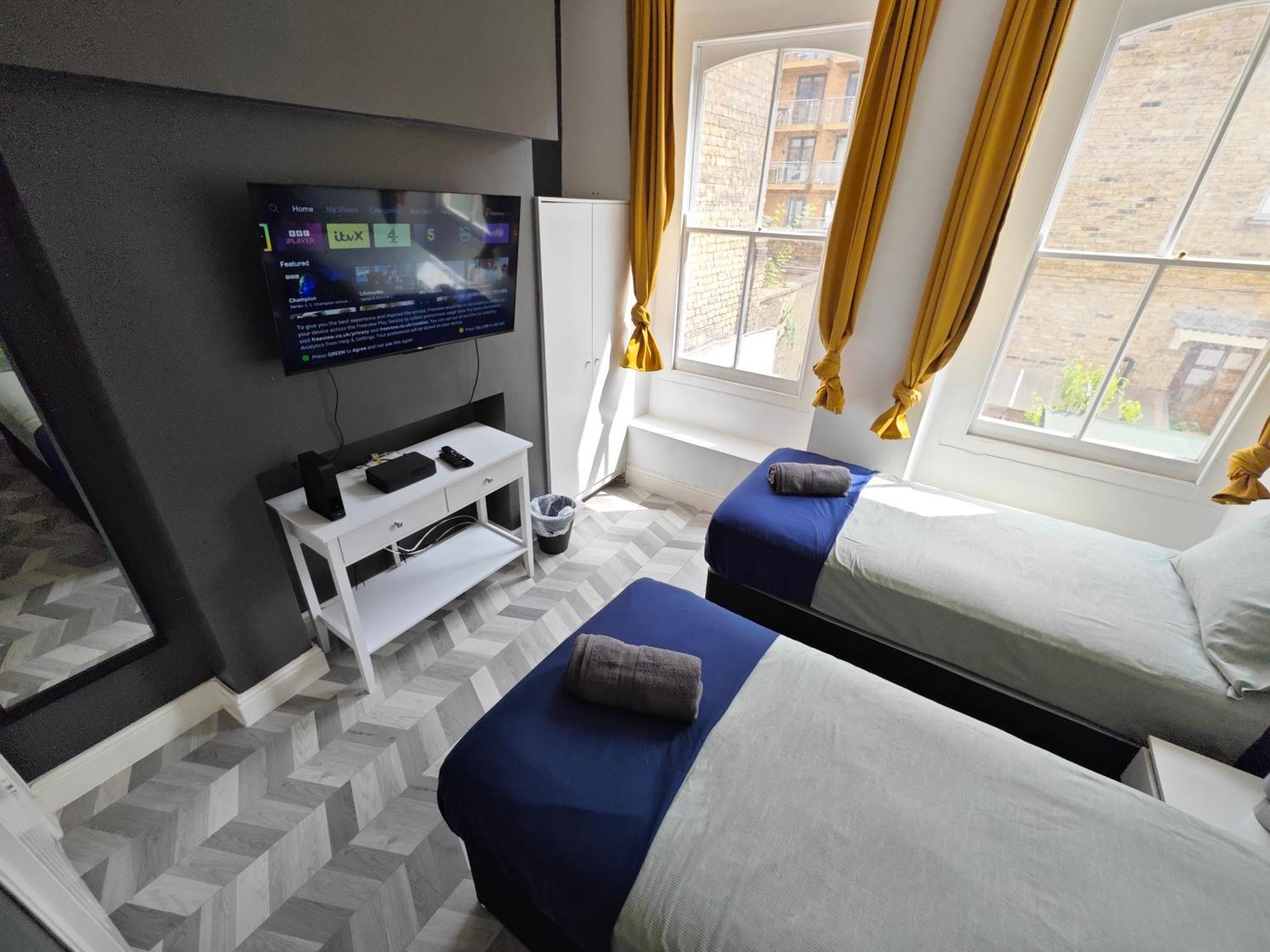 2 Bedroom 2 Bathroom Apartment In Old St - Shoreditch - Zone 1 London Kültér fotó